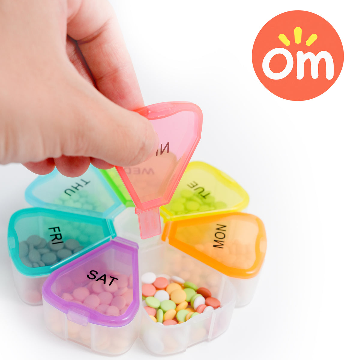 detachable 7-day travel pill box